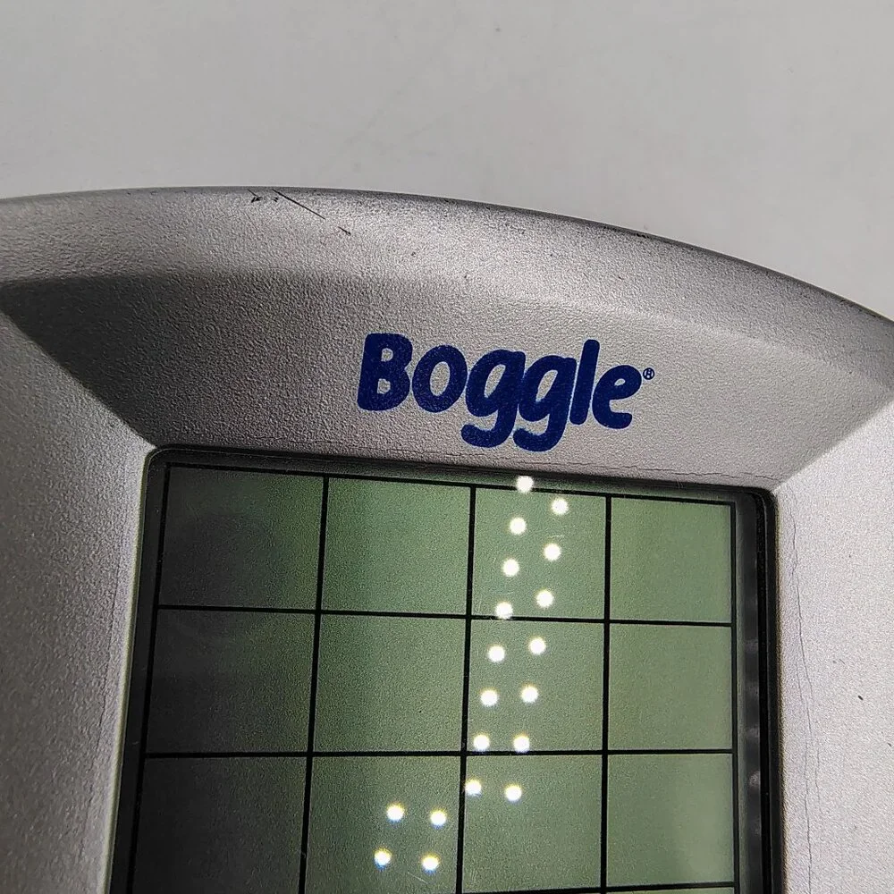 Boggle Handheld Electronic Game Works Batteries Not Included Vintage 2002